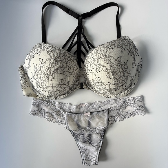 Victoria's Secret Very Sexy push up Black and White Strappy Bra size 36C NWOT - Picture 8 of 12